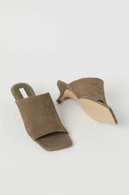 Chaussures femmes talons hauts vert motif de serpent souliers. Chaussures Printemps Ete 2021 Decouvrez Les Plus Belles Chaussures Du Printemps Ete 2021 Elle