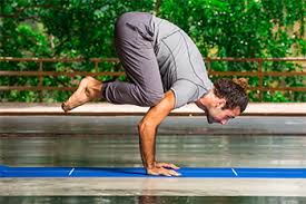 Her program, designed to prevent, arrest and/or reverse the patterns of postural change: Yoga Teacher Training Course 200h Sri Sri School Of Yoga