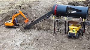 For gold prospecting, rockhounding, & lapidary tools, supplies, equipment, books, maps, great outdoor gear, plus lots of great rocks, minerals, fossils, & meteorites, go to our website rocksinmyhead.com. Rc Adventures Gold Mining Trommel Separating The Pay Dirt 1 12 Scale Youtube