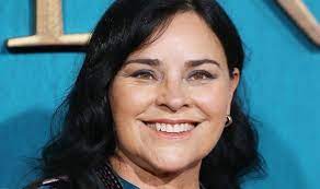 Go tell the bees that i am gone. Outlander Book 9 Release Date Diana Gabaldon S Go Tell The Bees Delayed Books Entertainment Express Co Uk