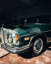 Someday Classics On Instagram Mercedes Benz W108 300sel 1965 1972 These Capable Mercedes Benz W108 Series Have Always Managed Mercedes Mercedes Benz Benz