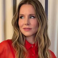 Holly Willoughby cosies up