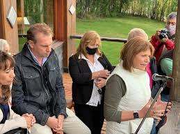 Patricia bullrich, presidenta del pro. Patricia Bullrich Grabo Un Video Desde Uno De Los Hoteles De Cristina Kirchner Con Un Mensaje Sobre Las Causas De Corrupcion
