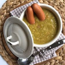 Samige Erbsensuppe Wie Aus Der Gulaschkanone Erbsen Suppe Hausgemachte Suppe Lebensmittel Essen
