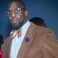 Tracy Dampier's Instagram, Twitter & Facebook