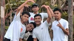 Setakat ini terdapat 103 buah kolej kolej komuniti berada di bawah kendalian jabatan pendidikan politeknik dan kolej komuniti (jppkk). Unit Penerangan Kolej Komuniti Bentong Program Modular Cute766