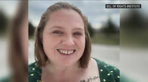 Take a look! A waterspout was spotted by Kim Frazier just east of Catawba  Island shortly before 7:30 p.m. ☔🌪 Make sure you join the WTOL 11 weather  team tonight at 11