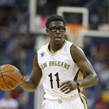 Jrue randall holiday was born in 1990 in the chatsworth neighborhood of los angeles, california. Jrue Holiday S Return Is A Feel Good Story For Everyone Involved Sbnation Com