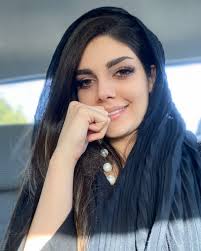 المیرا‎ (@elmira_afshar_a_a) · Instagram 照片和视频