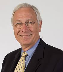 Laying the Foundation for a College (1990–1995)