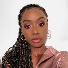 Tiara Willis's Instagram, Twitter & Facebook