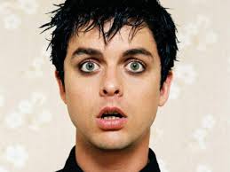 Izzy Baxter Phillips of Black Honey performs at Reading Festival day 1-  Photo 2