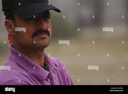 Watches u s soldiers with the 2nd battalion hi-res stock photography and  images