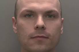 Drug dealer swallows eight wraps of heroin in attempt to destroy evidence