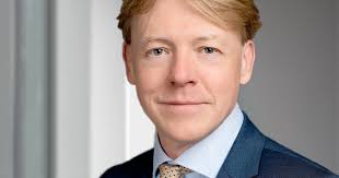 Robert Ruiter's Instagram, Twitter & Facebook