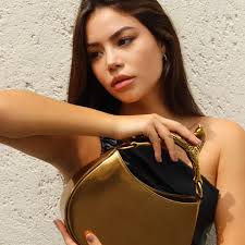 Descubre el closet de closetsha