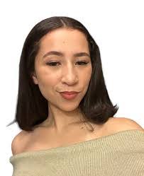 Maria Borrayo's Instagram, Twitter & Facebook