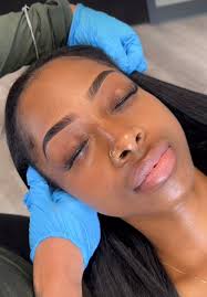 Where to find eyebrow waxing and tinting services like Chicago brows in  DeKalb/Sycamore IL?