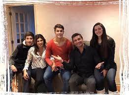 Fernando solabarrieta is now a name on every mouth all over the world. Ivette Vergara Y Fernando Solabarrieta Muestran Orgullosos La Belleza De Su Hija Y Sus Primeros Pasos Como Modelo Guioteca