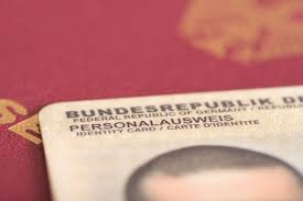 Deshalb werden bald auch fingerabdrücke darauf gespeichert. Personalausweis Abgelaufen Ab Wann Strafe Rechtslage