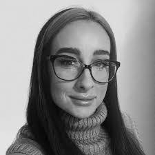 Jessica Harker's Instagram, Twitter & Facebook