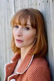 Do you recognise this actress? Mrs Drewe