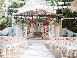 Desain undangan pernikahan yang paling banyak di cari di indonesia adalah desain yang simpel dan elegan. Dekorasi Pernikahan Sederhana Tapi Elegan V Co Jewellery News