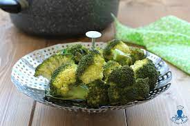 Sono perfetti come contorno per secondi di carne o pesce! Broccoli Al Vapore Ricetta Base Vegetariana Facile E Veloce