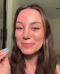 Beauty pro reveals her incredible 'no makeup makeup' look that leaves you  with FLAWLESS, natural-looking skin