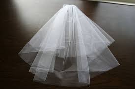 Make Your Own Wedding Veil Diy Wedding Veil Veil Diy Wedding Veil