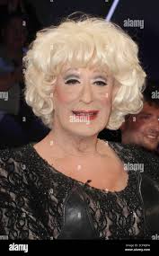 Travesty actor hi-res stock photography and images