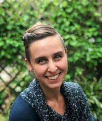 Lindsay Lechner's Instagram, Twitter & Facebook