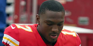 Chiefs-Broncos snap counts: Bell and Gay start; Hardman takes back seat