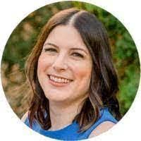 Elisa Houlehan's Instagram, Twitter & Facebook