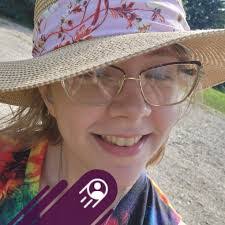 Marina Mchugh's Instagram, Twitter & Facebook