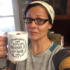 Leeann Barton's Instagram, Twitter & Facebook