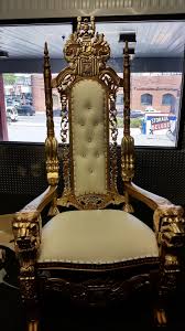 This Is A Beautiful Throne Chair To Rent For Any Event Baby Shower Chair Throne Chair Modern Desk Chair