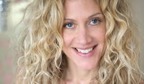 Life's Too Short: Top tips and insider cheats for the modern girl by Grace  Saunders