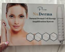 High Frequency Wand uses low level electric current to generate ozone which  kills acne causing bacteria. It also boosts circulation, reduces  inflammation, helps prevent breakouts, reduces appearance of scars and dark  spots