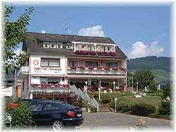 Hotel restaurant sonnenlay is located in kröv. Mosel Krov Hotel Ferienhotel Sonnenlay Weingut Restaurant