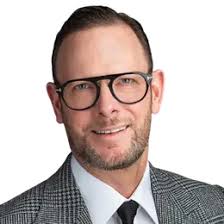 David McHenry Acquires Office Building From LNR