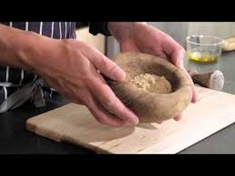 Comment Faire Une Chapelure Aux Herbes De Provence Youtube