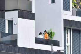 No computer trickery, no holograms, no artificial soundtrack, just the fabulous puskas arena playing host to 61,000 football supporters as cristiano ronaldo and the european. Cristiano Ronaldo S Madeira House Burgled With Signed Juventus Shirt Stolen Mirror Online