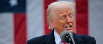 Former Obama DOJ Official Leads Hundreds Of Law Firms To Oppose Trump Order  Against Firm That Repped Clinton Campaign