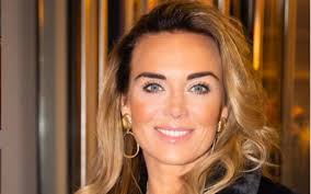 Voor monique, andré en hun zoontje andré jr. Monique Westenberg Met Haar Grote Liefde Op Reis Nieuws365