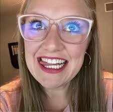 Paulette Queen's Instagram, Twitter & Facebook