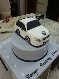 Birthday Cake For Boyfriend Car Bmw Cake Cake Bmw Cake Cupcake Cakes