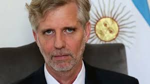 A 40 años de la Guerra de Malvinas: La historia de las encomiendas que  debían llegar a Malvinas y terminaron en un basural