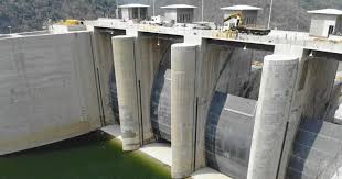 Incluye la construcción de una presa de 225 metros de altura y un embalse de 79 kilómetros de largo con capacidad para 20 millones de metros cúbicos de agua. Epm Pide A Manifestantes Desbloquear Vias Para Continuar Trabajos De Hidroituango
