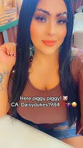 Daisy Neri's Instagram, Twitter & Facebook